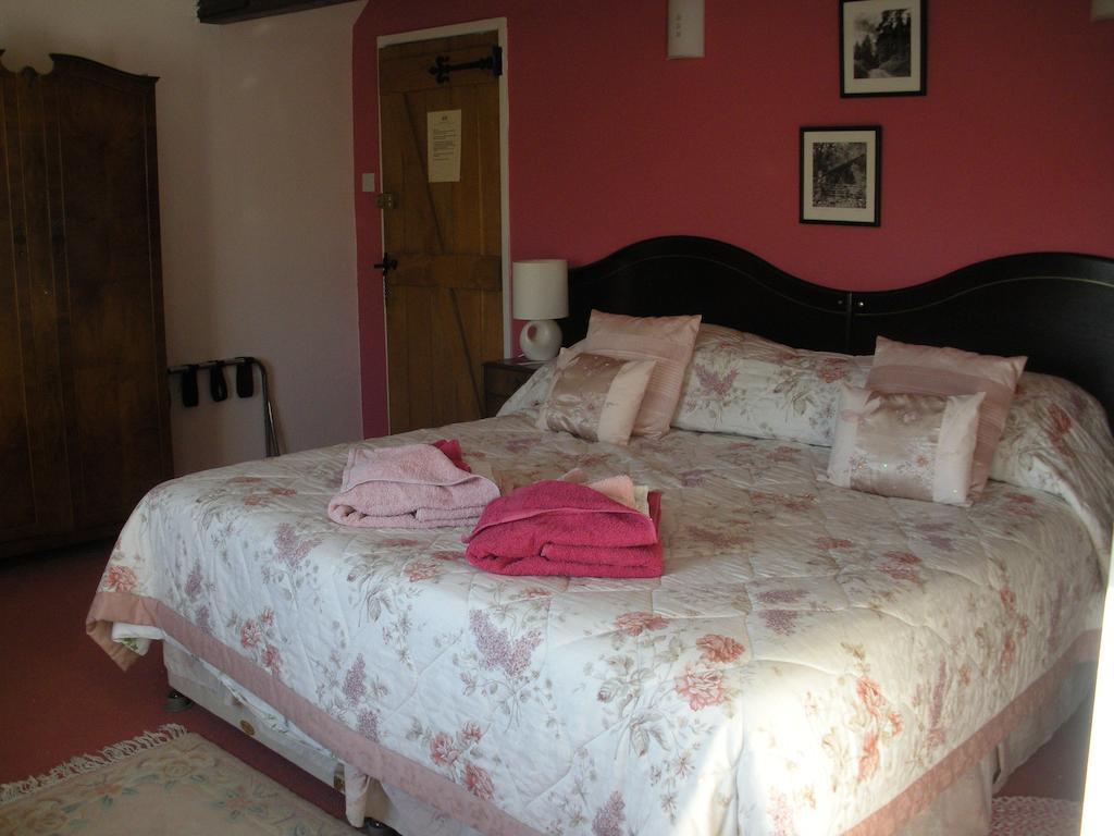 Manor Farm Oast Bed & Breakfast Winchelsea Room photo